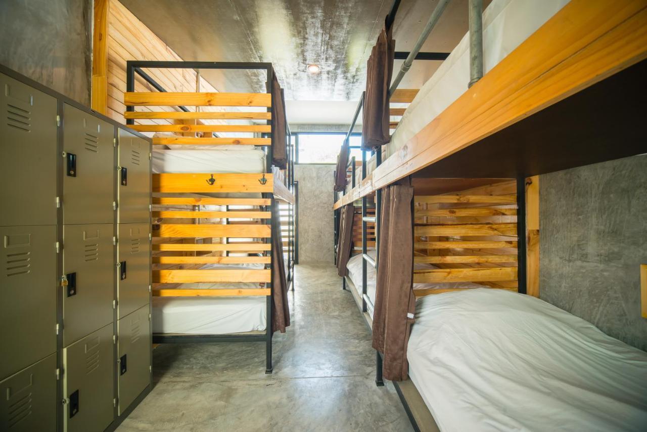 Chillhub Hostel Phuket Bãi biển Bang Tao Ngoại thất bức ảnh